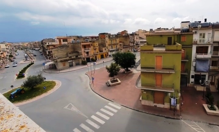 Niscemi. Domenica deserta in città. Niscemesi ligi e coesi per evitare contagio da Coronavirus